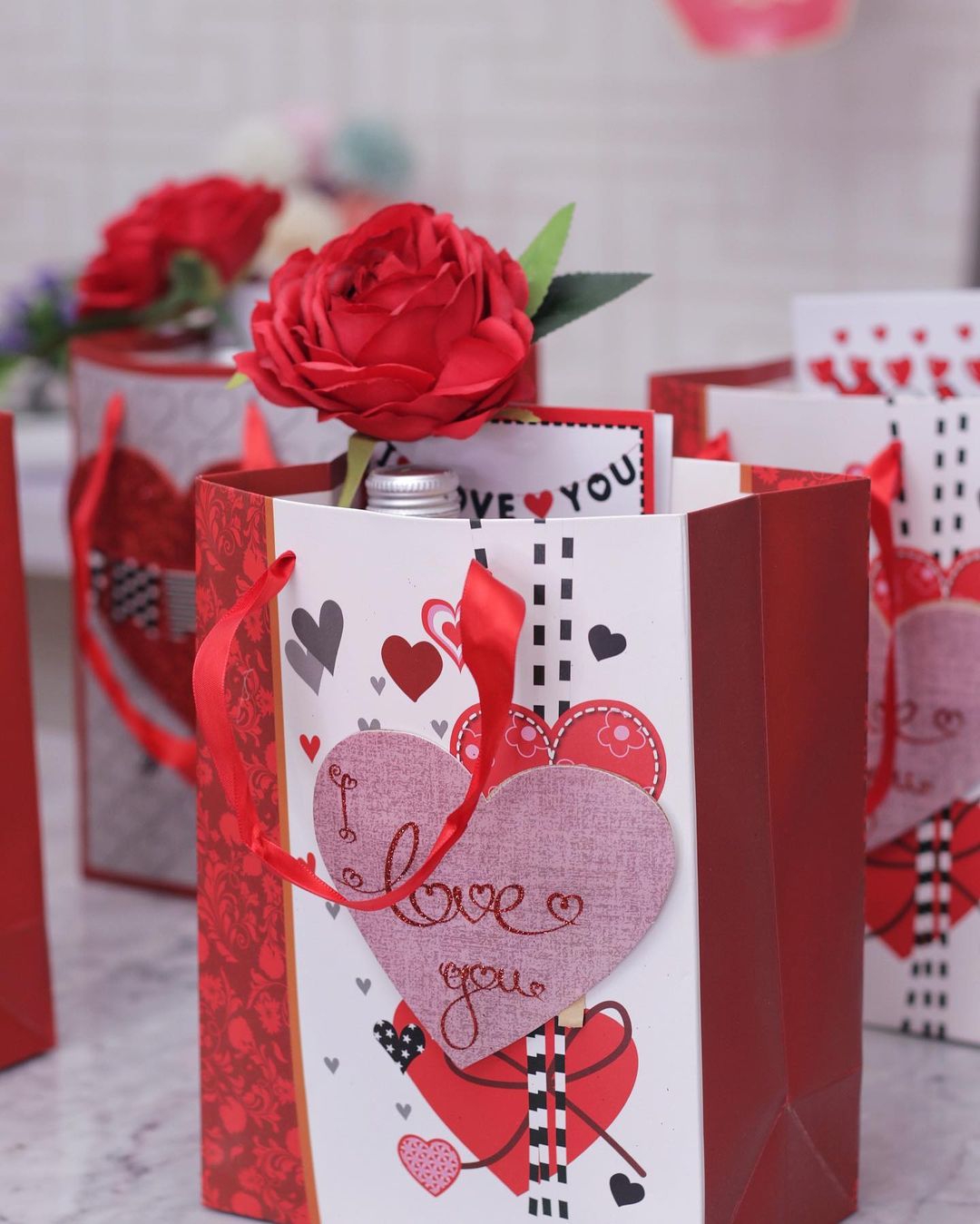 Our 17 Best Valentine's Day Gift Wrapping and Packaging Ideas